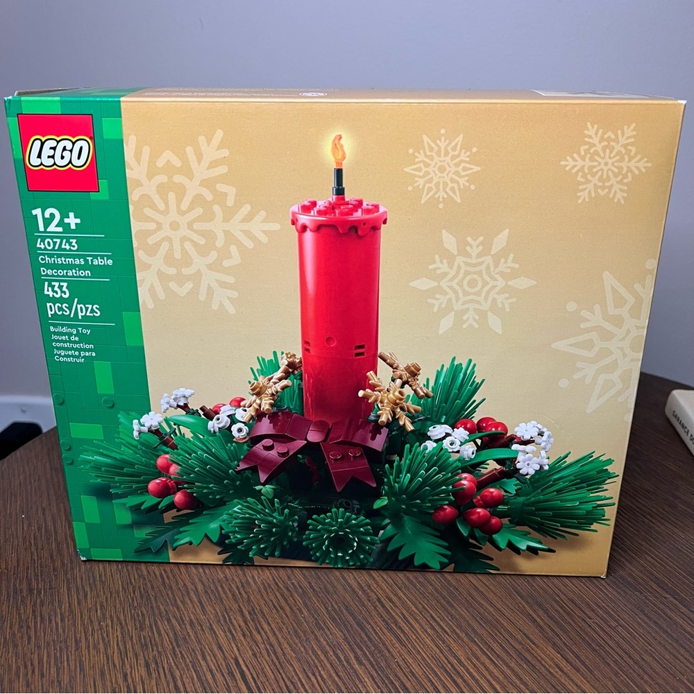 LEGO Christmas Table Decoration 40743 Buildable Holiday Centerpiece Candle New